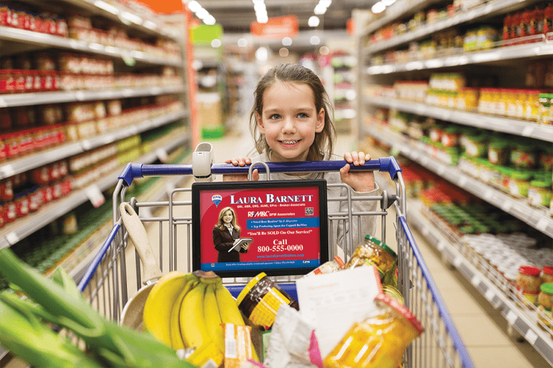 Cách thức để quảng cáo tại siêu thị “ghi điểm” với nhà đầu tư