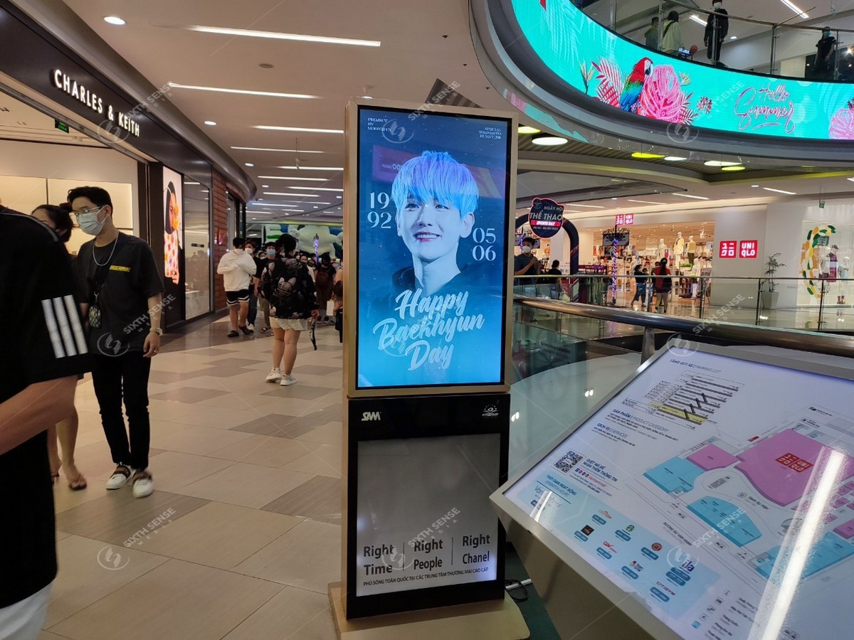 chúc mừng sinh nhật Baekhyun EXO trên màn hình led tại vạn hạnh mall