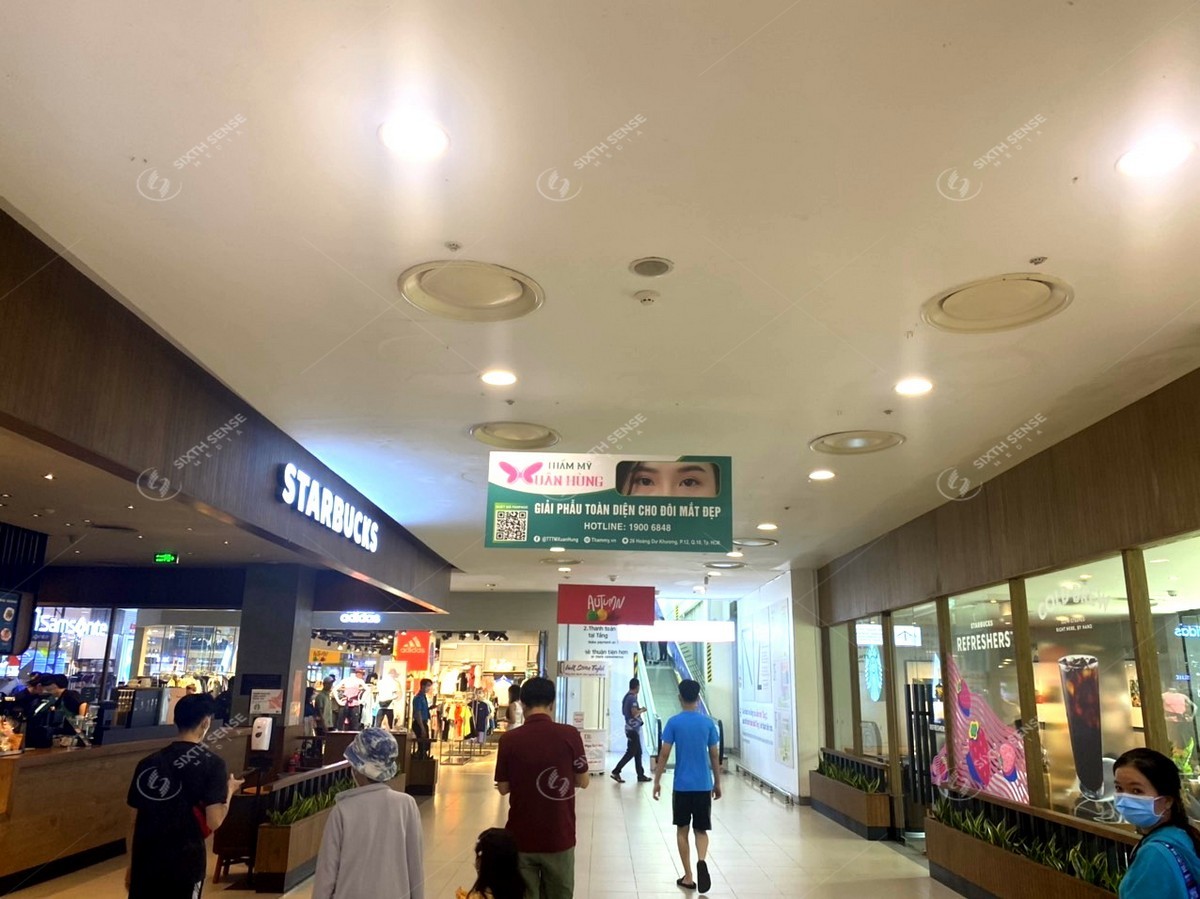 Thi công biển quảng cáo tại siêu thị Lotte Mart cho TMV Xuân Hùng