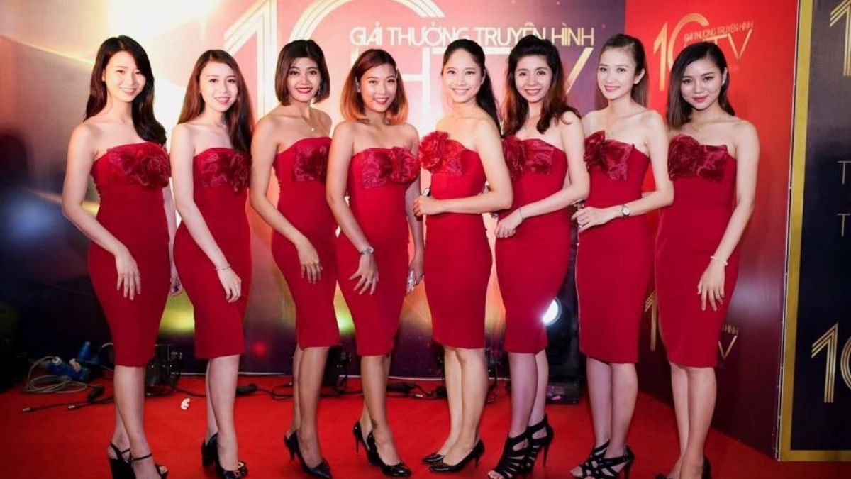PG chạy Activation là lực lượng đại diện thương hiệu, kết nối và tương tác trực tiếp với khách hàng (Nguồn: Internet)
